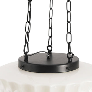 Cerivaro | Black three-chain suspension attachment detail